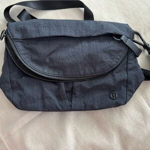 Lululemon crossbody purse
